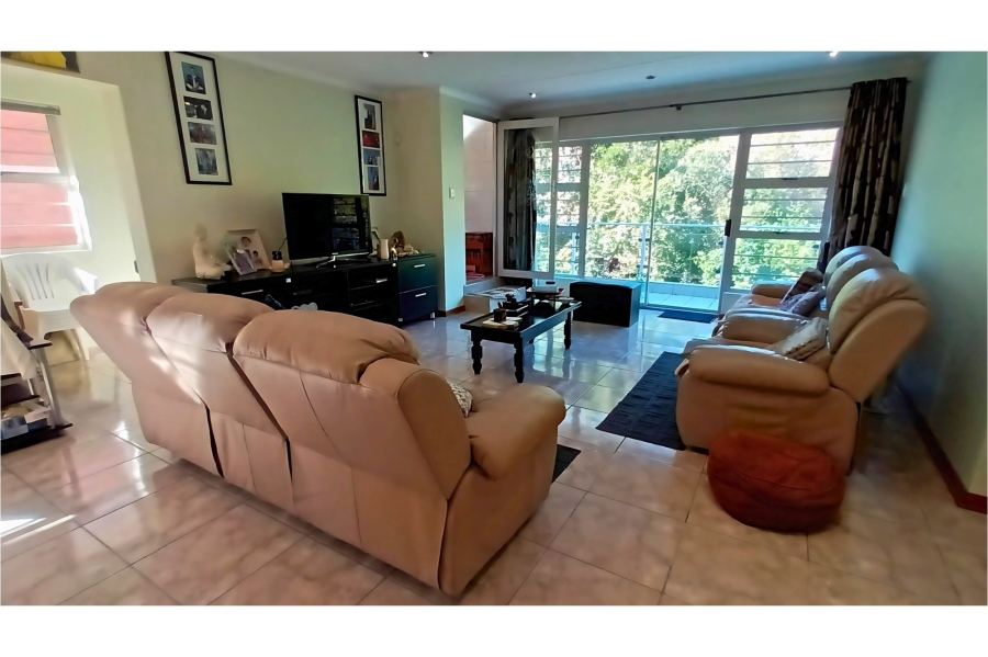 4 Bedroom Property for Sale in Blue Bend Eastern Cape